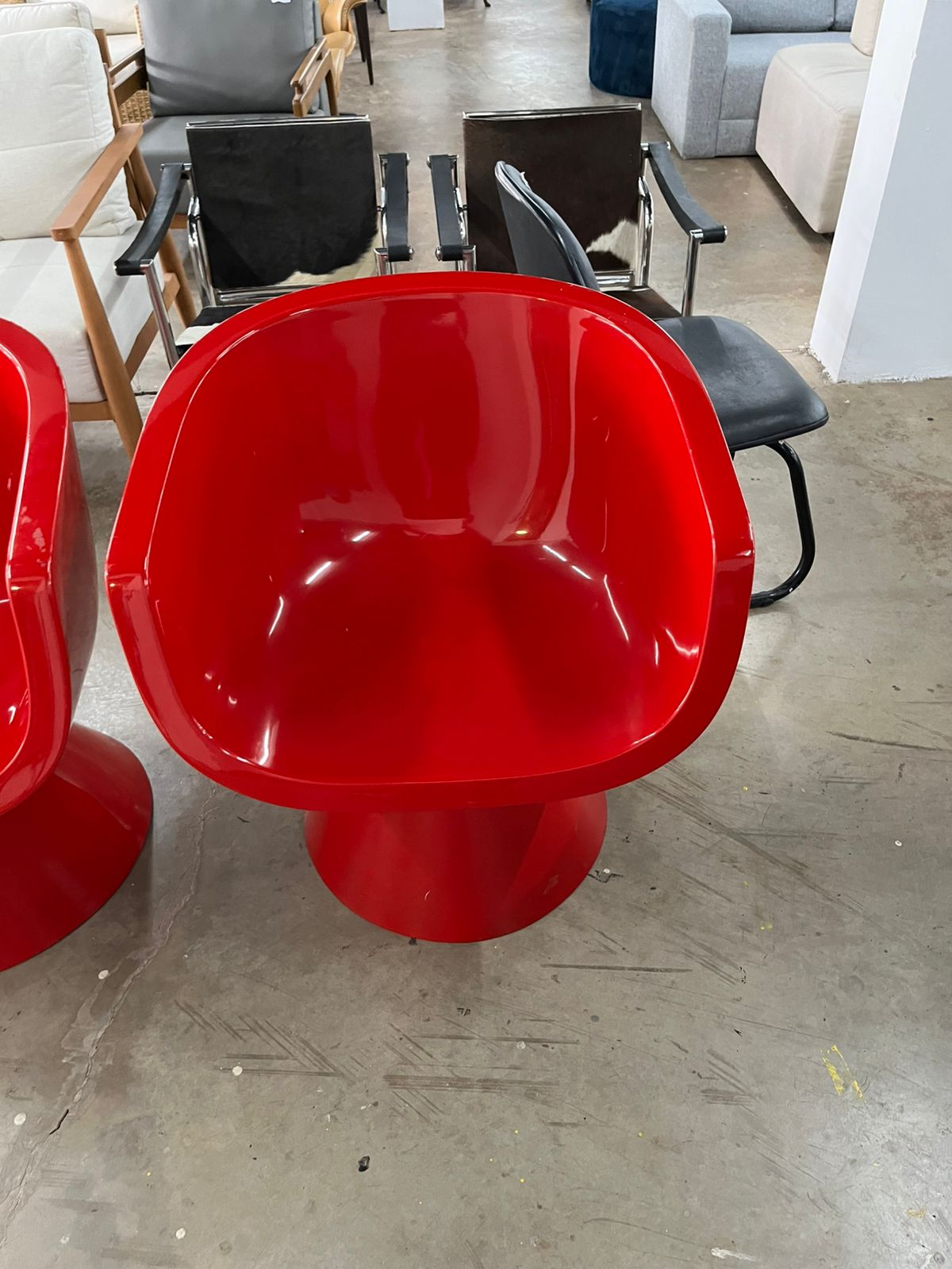 Cadeira vermelha Dora 922, Zanotta Designer Ludovica+Roberto Palomba, 2005, Polyethylene