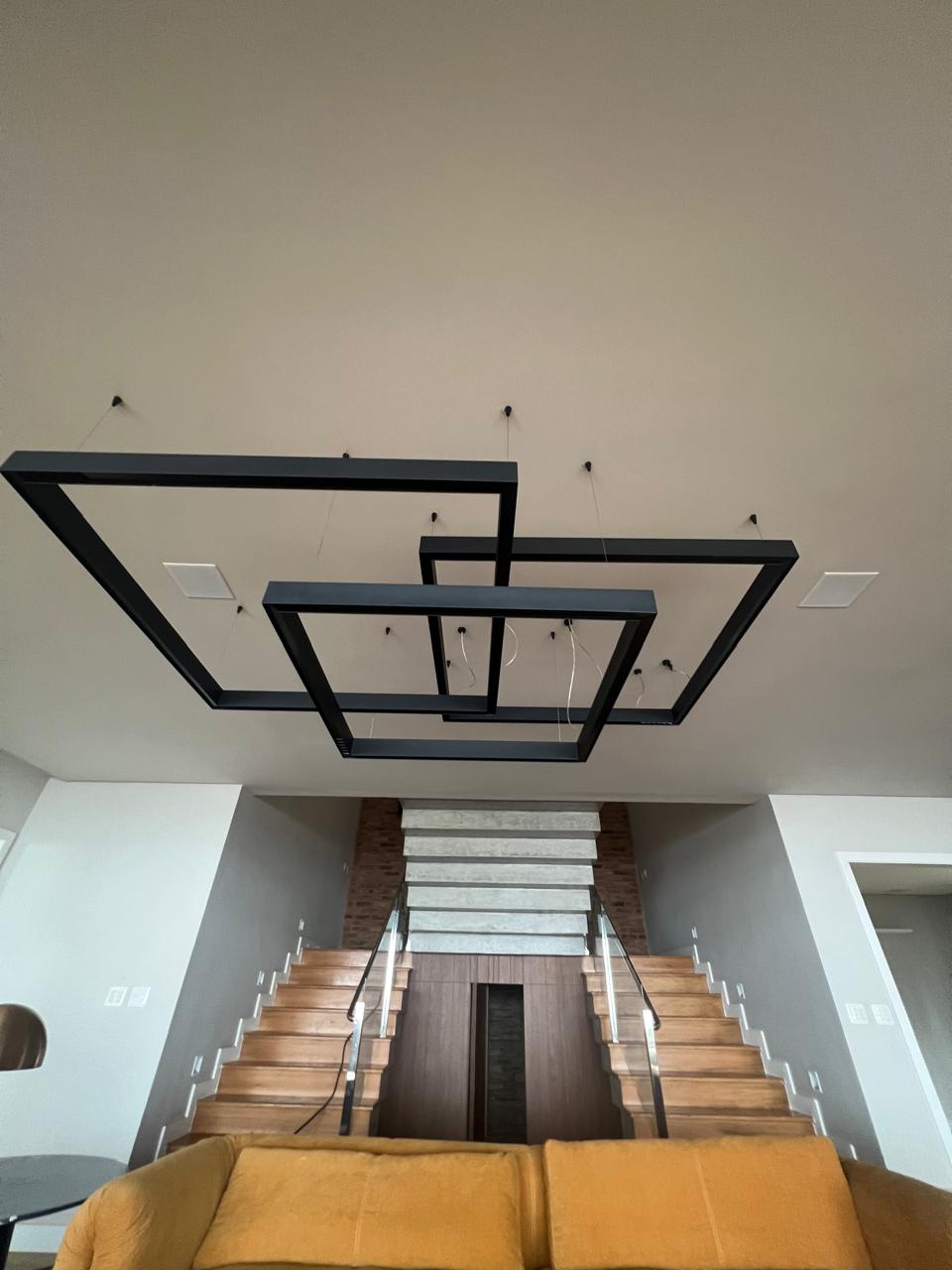 3 luminárias pendentes Iluminar