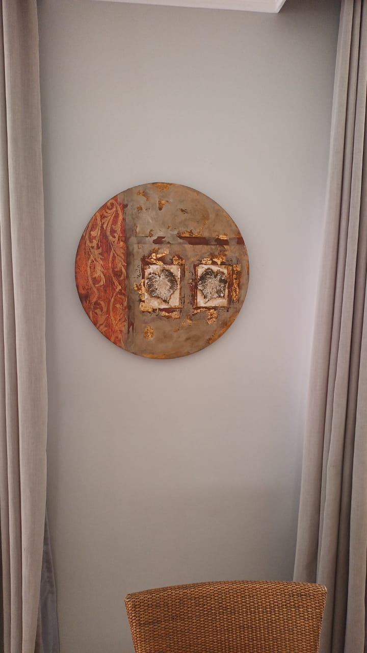 Quadro / mandala redondo com folhas (38%)