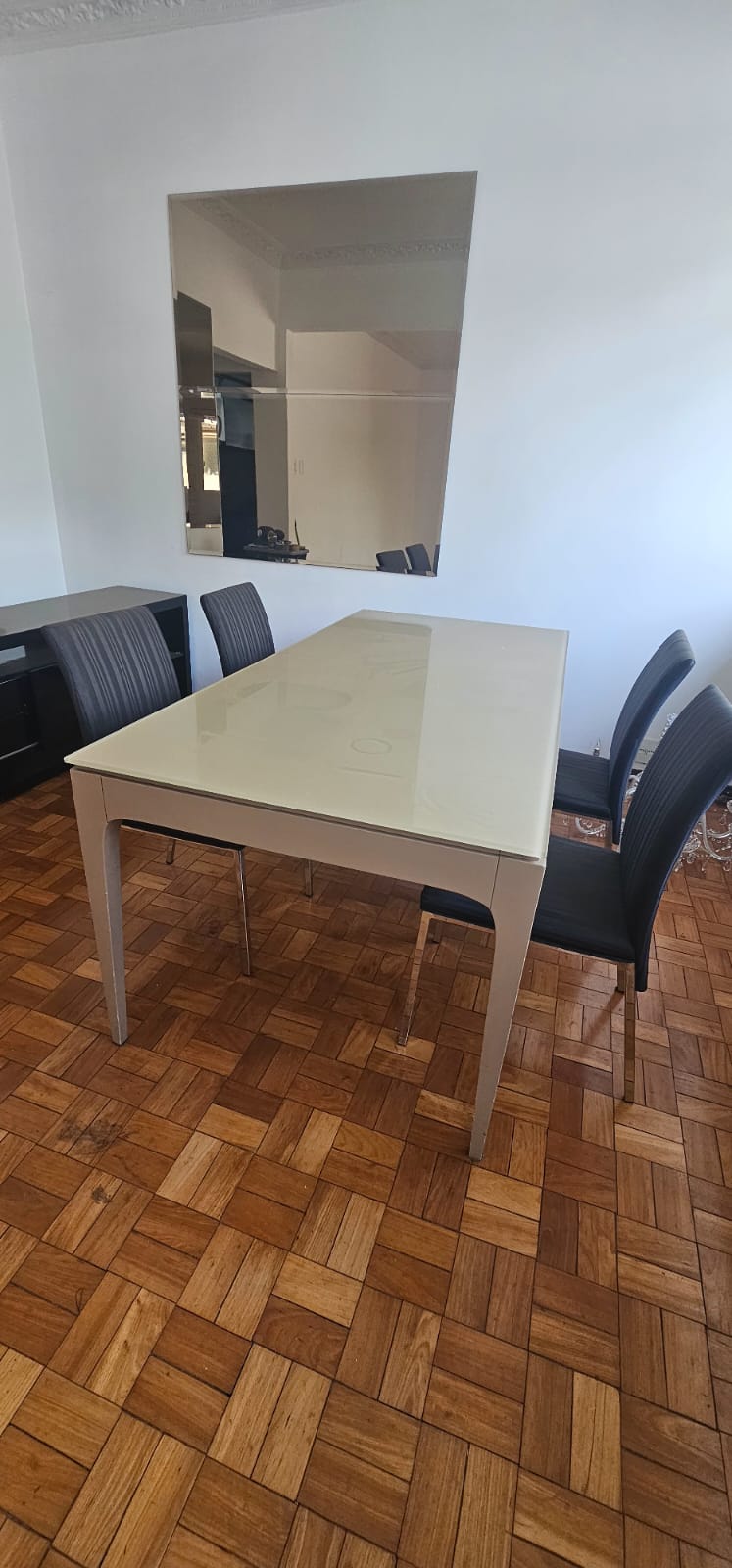 Mesa clara laqueada Líder