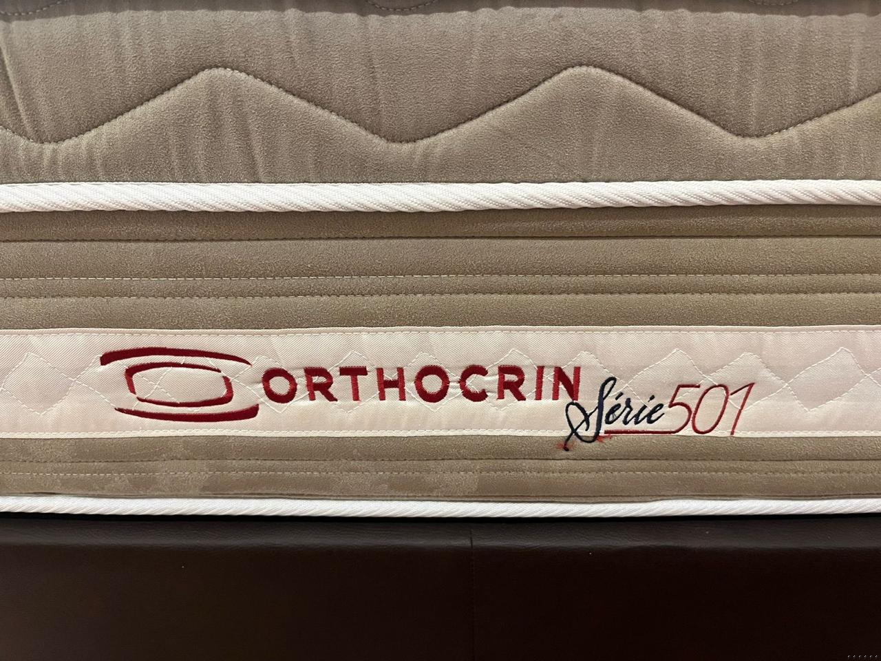 Box sommier plus eco marrom Orthocrin + Colchão king de mola Orthocrin Série 501