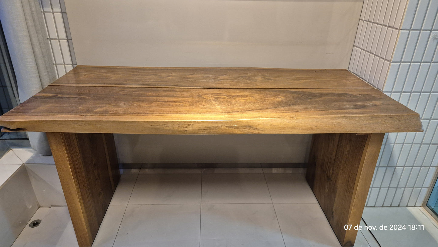 Mesa de Madeira Maciça Rústica com pés duplos retangulares