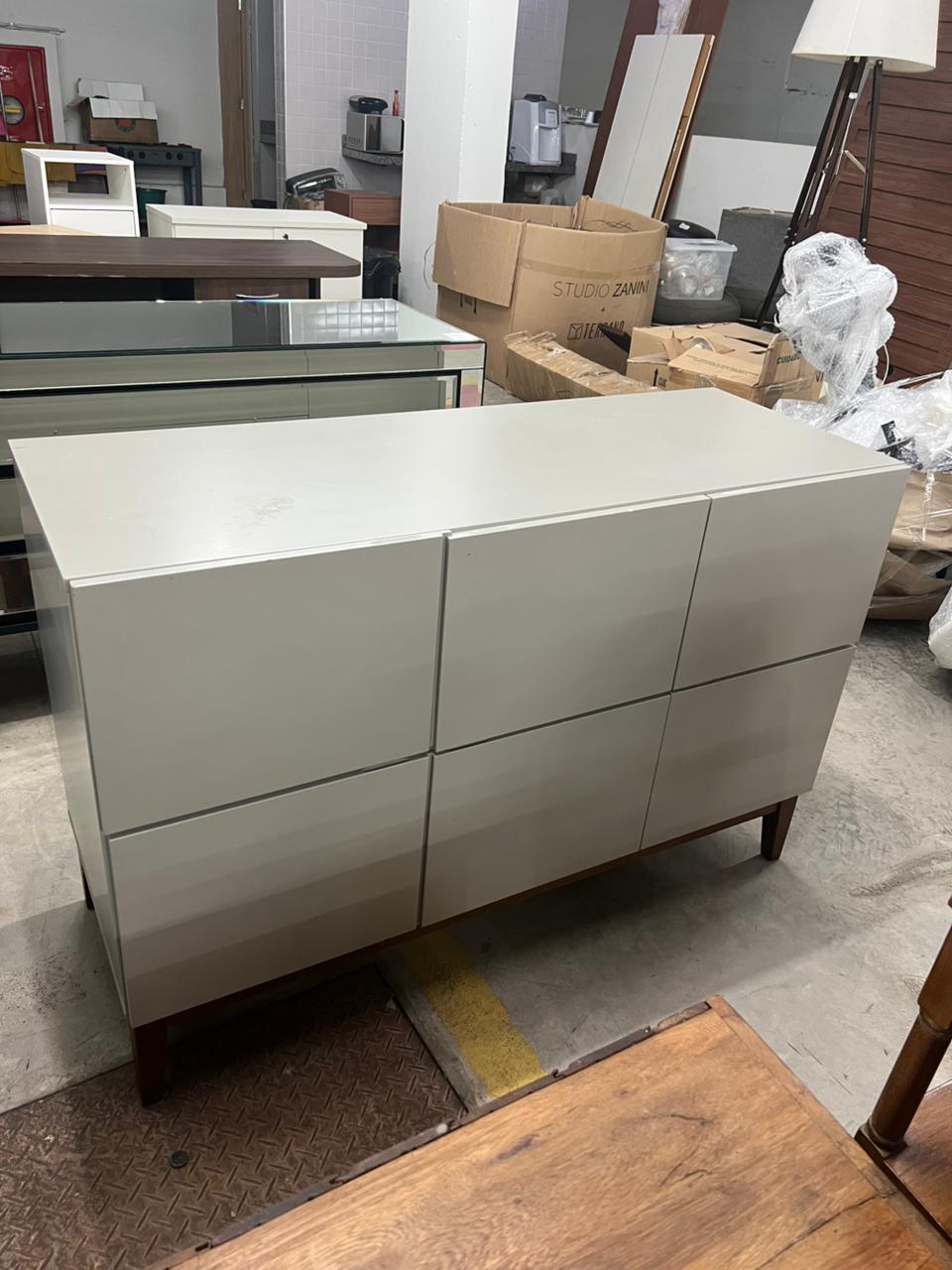 Buffet com 6 portas Etna