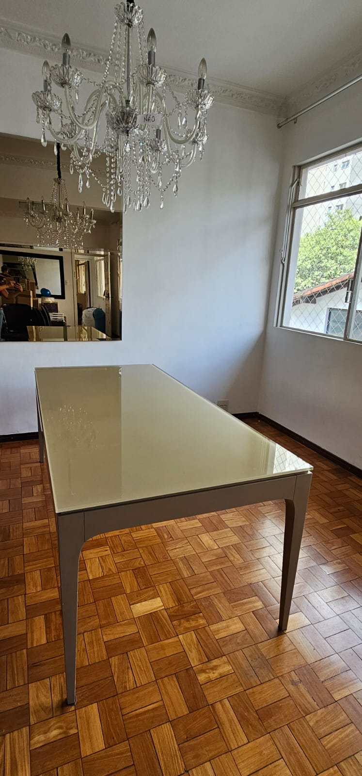 Mesa clara laqueada Líder