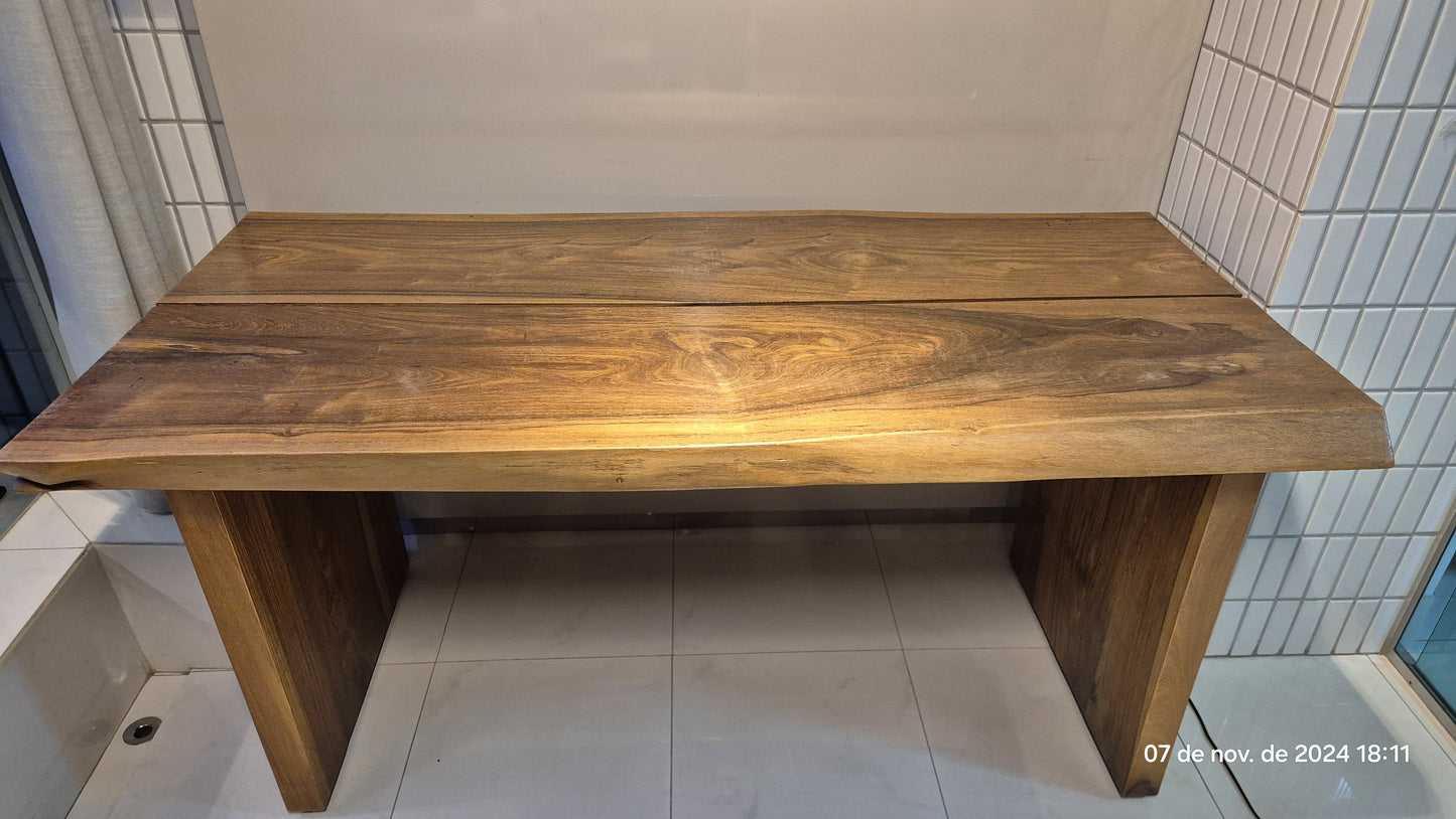 Mesa de Madeira Maciça Rústica com pés duplos retangulares