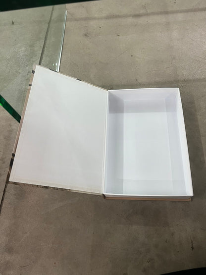 Porta objetos em formato de livro 2 (38%)