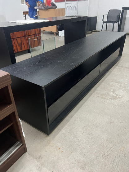 Rack preto com 2 gavetas