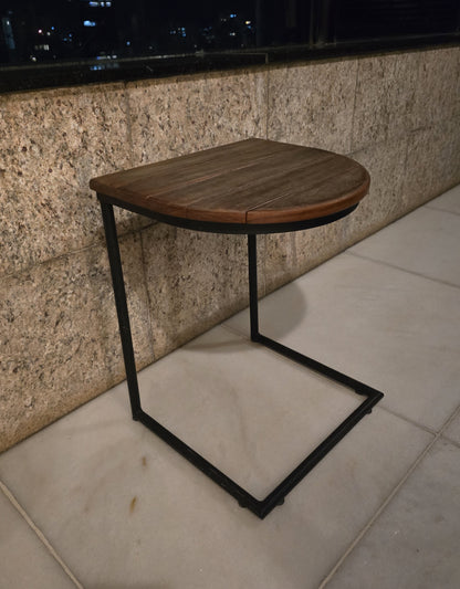 Mesa de apoio de madeira da MAC Design