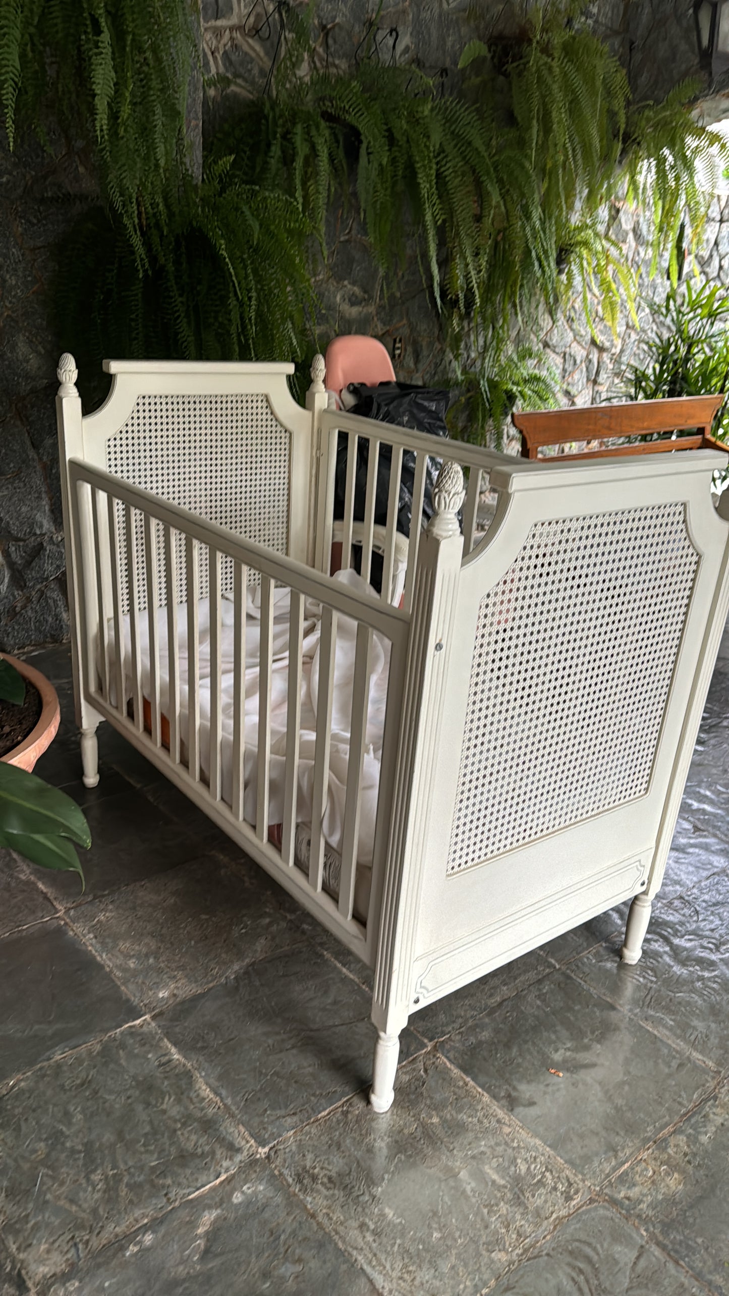 Berço palhinha padrão americano Ravello Decorações