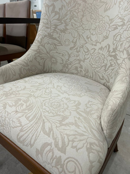 Cadeira de madeira estofada Sier (38%)