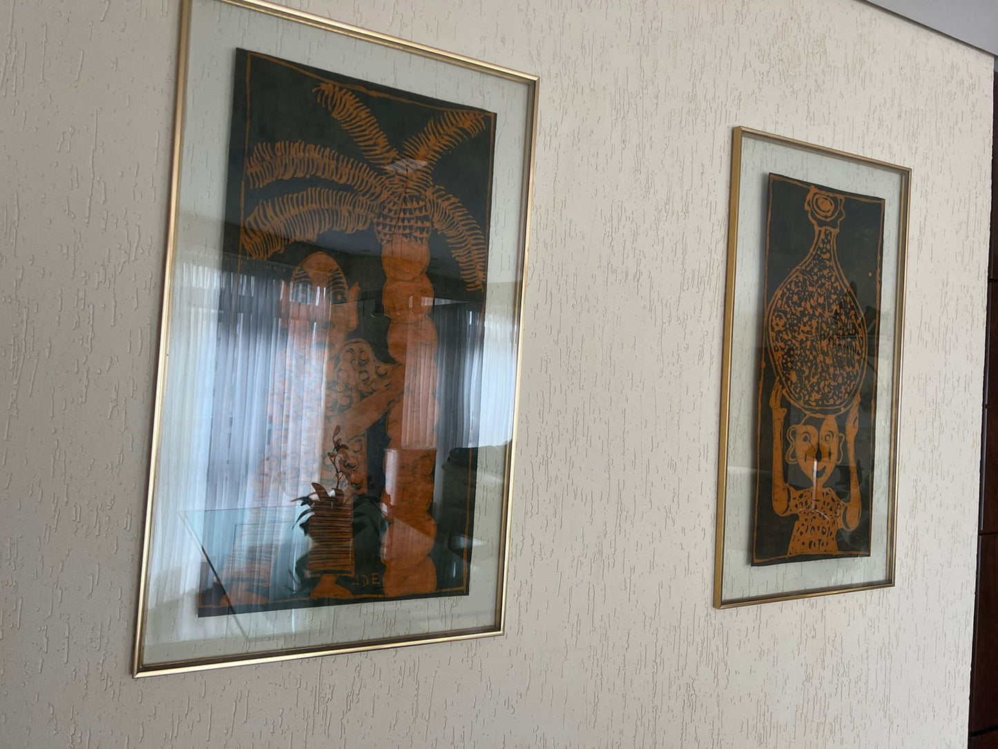 Dupla de quadros com vidro e moldura