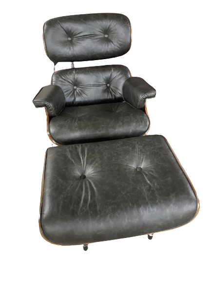 Poltrona Charles Eames com Puff Preta