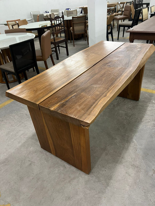 Mesa de Madeira Maciça Rústica com pés duplos retangulares