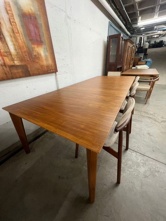 Mesa retangular 2,70 x 1,10 jequitiba