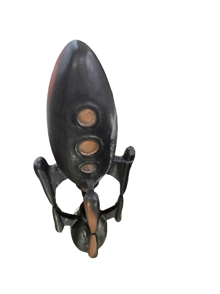 Foguete Preto de Madeira