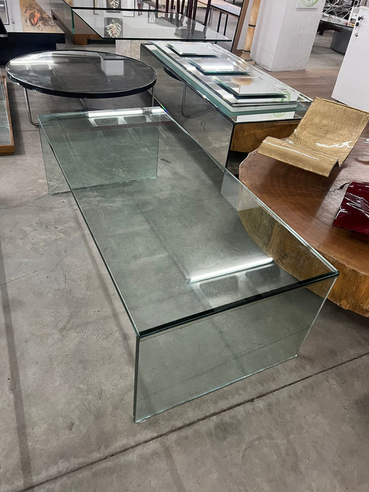Mesa de centro de vidro