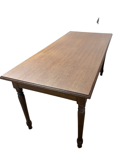 Mesa de Madeira Clássica