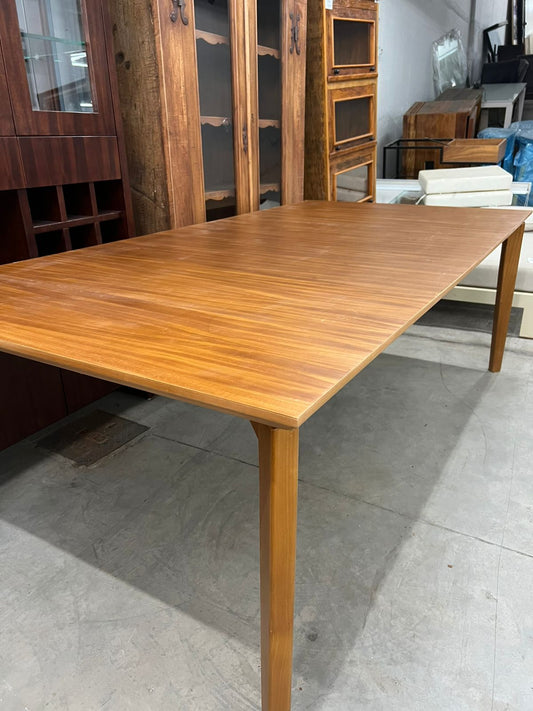 Mesa retangular 2,20 x 1,10 jequitiba