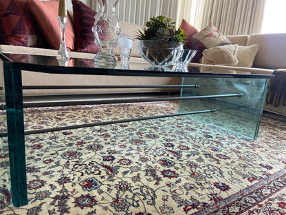 Mesa de centro em vidro e inox