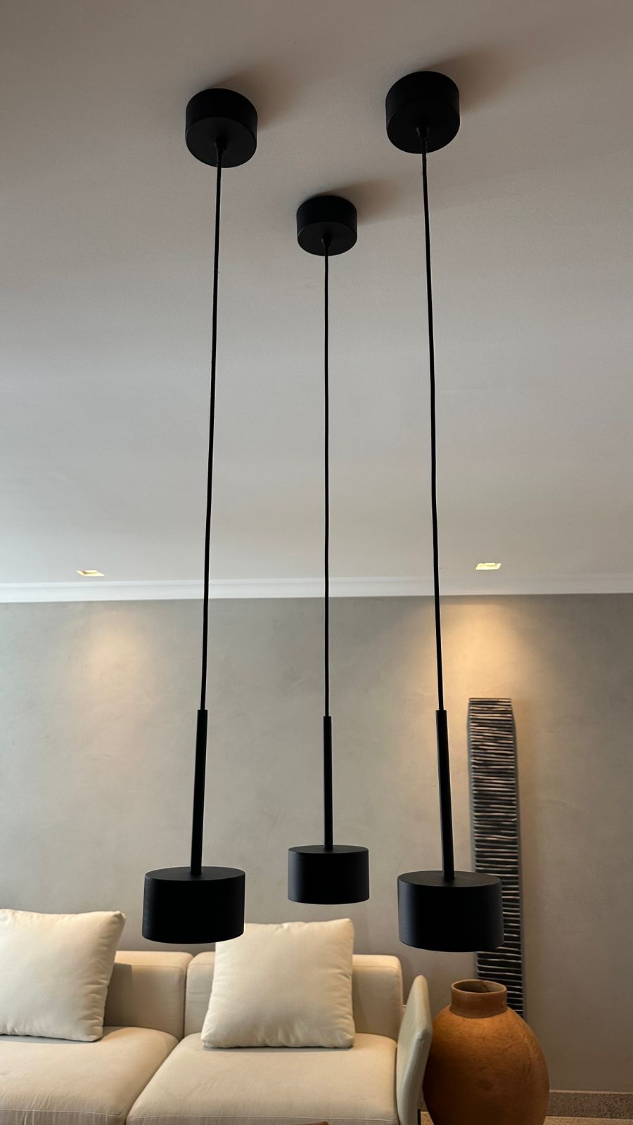 Trio de pendente/luminária preta (32%)