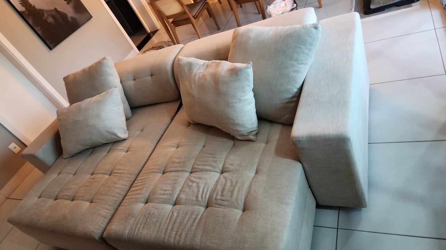 Sofá retrátil bege